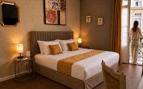Hotel D'Aragon - Place De La Comedie
